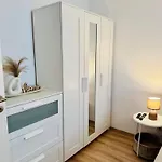 Apartament Modernes 2-zi Mit Terrasse Und Garten Drezno