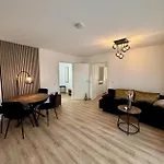 Apartament Modernes 2-zi Mit Terrasse Und Garten *