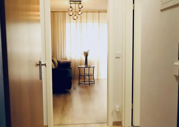 Modernes 2-zi Mit Terrasse Und Garten Διαμέρισμα