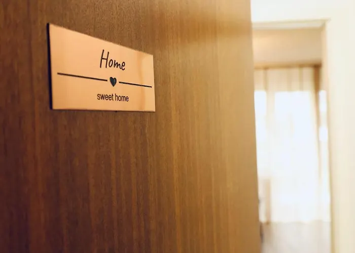 Modernes 2-zi Mit Terrasse Und Garten