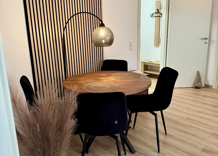 Modernes 2-zi Mit Terrasse Und Garten *