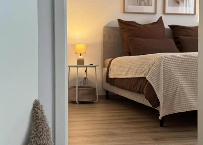 Modernes 2-zi Mit Terrasse Und Garten Δρέσδη