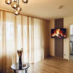 Modernes 2-zi Mit Terrasse Und Garten * دريسدن