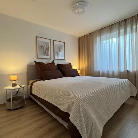 Apartament Modernes 2-zi Mit Terrasse Und Garten Drezno