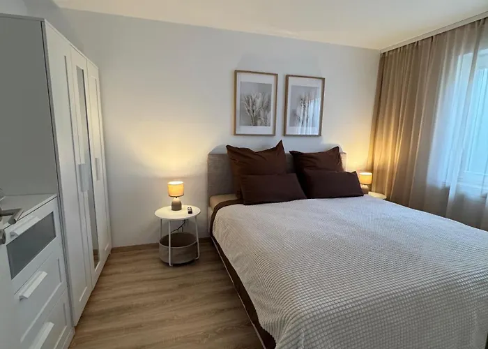 Apartament Modernes 2-zi Mit Terrasse Und Garten Drezno